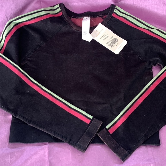 Long sleeve and long pants fabletics workout 2piece outfit - Picture 2 of 3